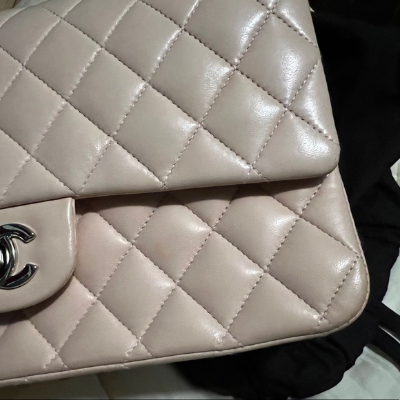 Light pink Chanel Classic Flap in EUC - Picture 12 of 15